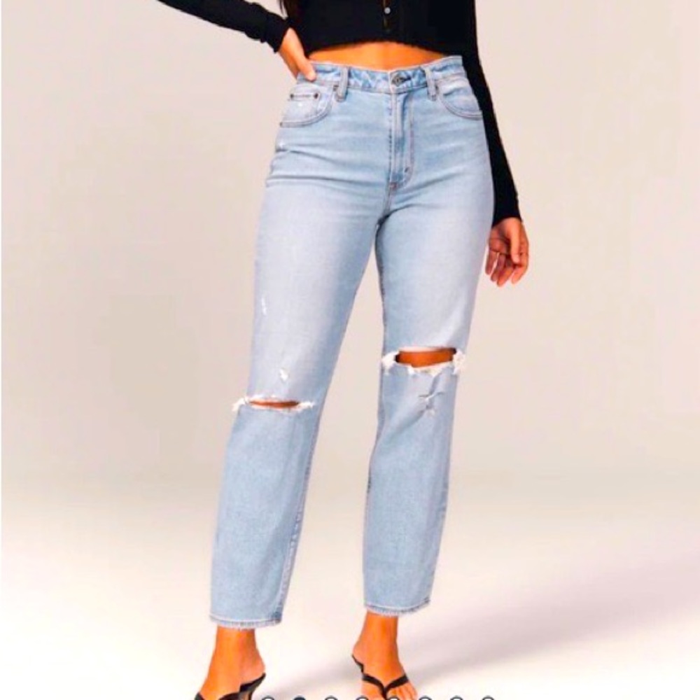 Abercrombie & Fitch A&F Light Wash Destroyed Mom Jean